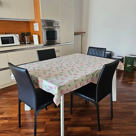 公寓 Casa Francesca Villongo SantʼAlessandro